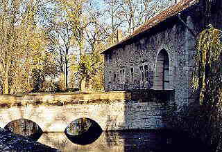 Veltheim, Brcke und Torhaus